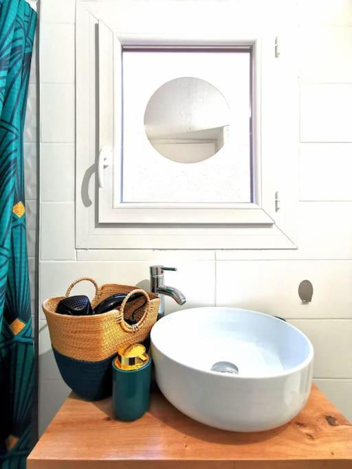 Charmant T2 Atypique, Renove, Confortable Béziers Eksteriør billede